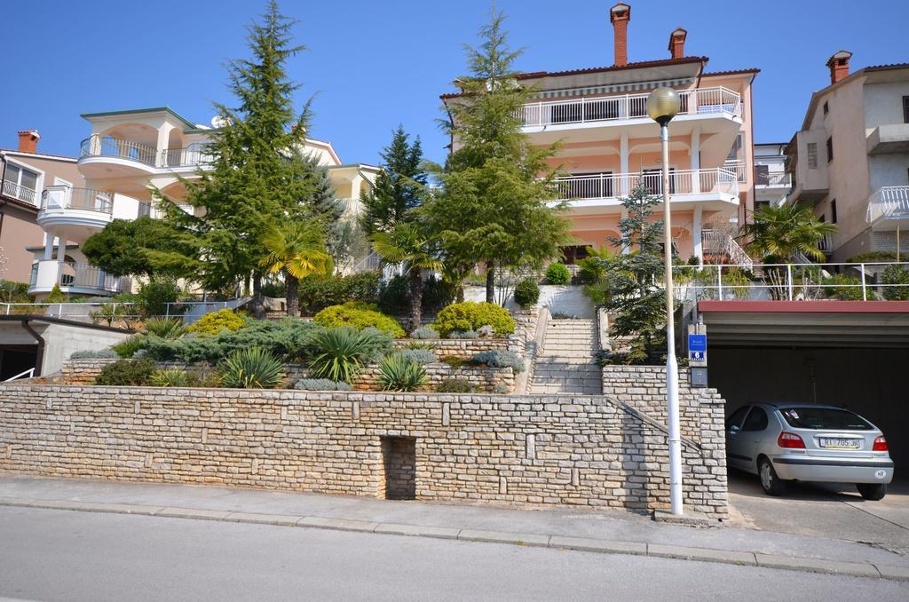 Apartments Slavica Рабац Экстерьер фото