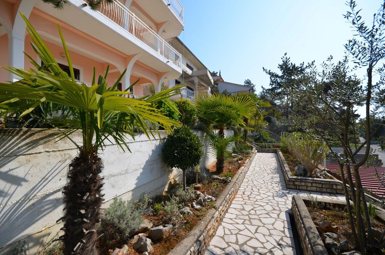 Apartments Slavica Рабац Экстерьер фото