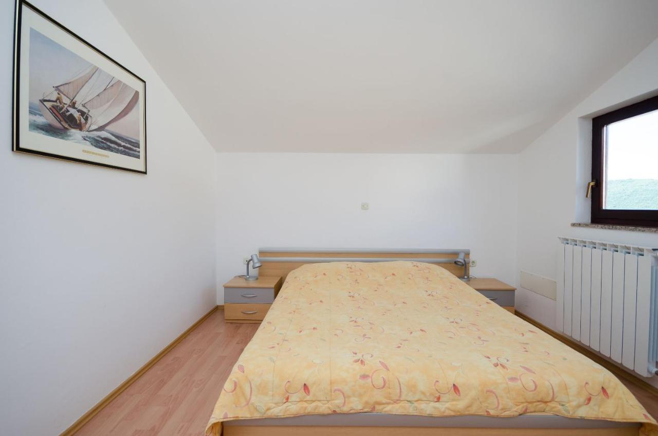 Apartments Slavica Рабац Экстерьер фото