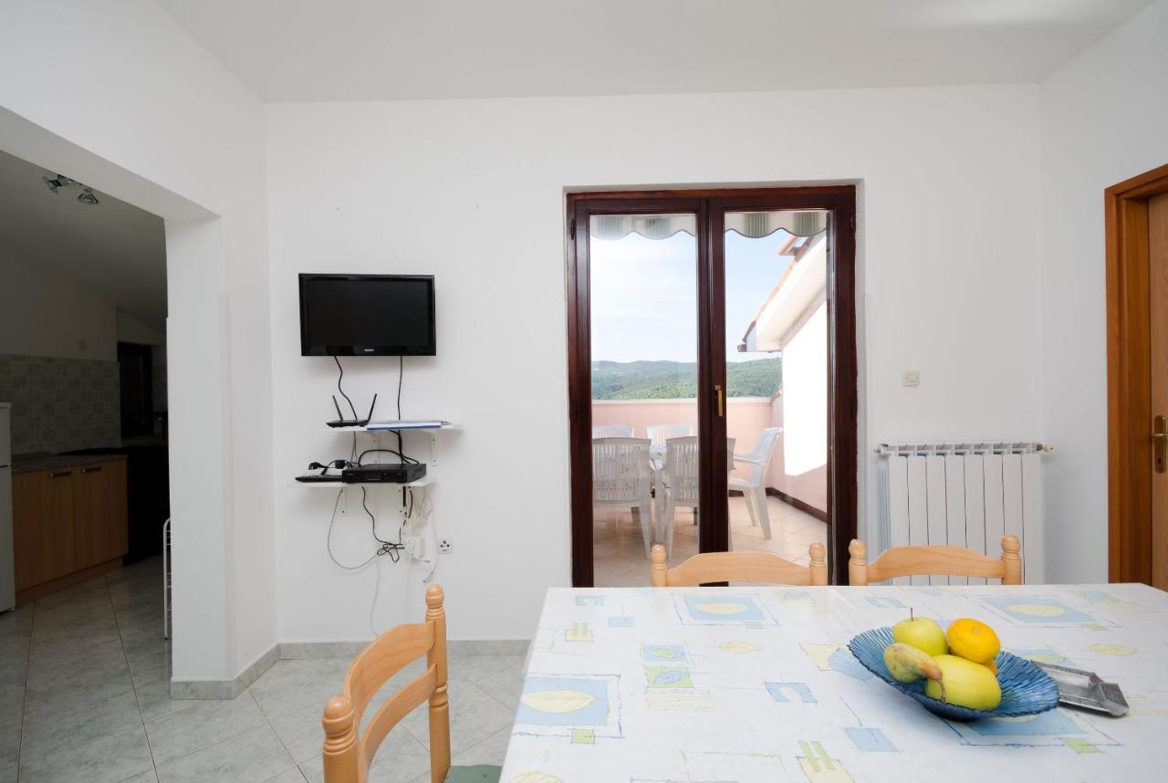 Apartments Slavica Рабац Экстерьер фото